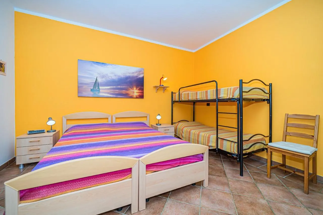 Appartamento Villa Da 4 Fino A 5 Persone Giardino Capoliveri  0*, Capoliveri (Isola d'Elba) Italy